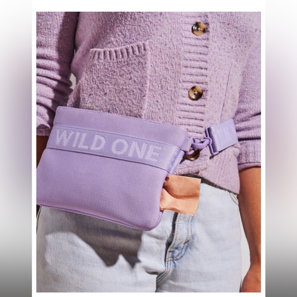 Wild One Dog Treat Pouch Lilac - Picture 3 of 10